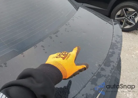 2010 Mercedes-Benz C 350 Sport z USA, uszkodzony, nr VIN WDDGF5GB3AR092323